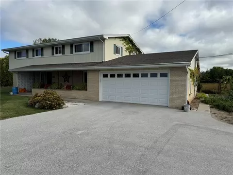 920 Madison Ave, Howards Grove, WI 53083