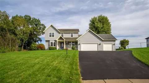 1206 Amanda Ct, Eau Claire, WI 54703
