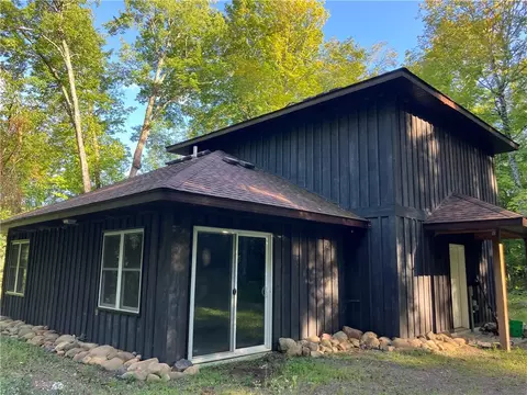 7702 W Harmony Bnd, Loretta, WI 54896