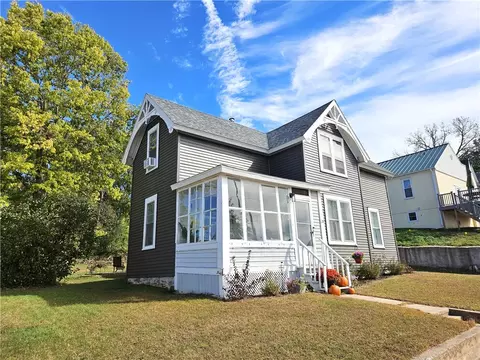 115 High St, Chippewa Falls, WI 54729