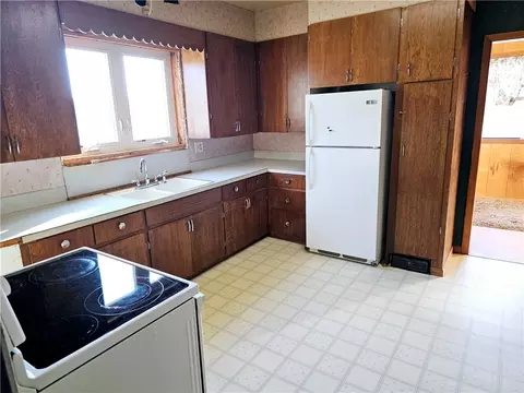 Kitchen - 1276 9th St, Barron, WI 54812 photo 2 of 5