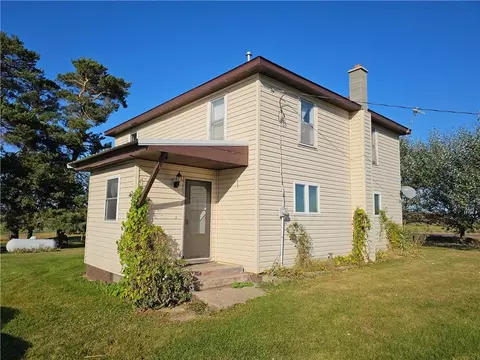 1276 9th St, Barron, WI 54812