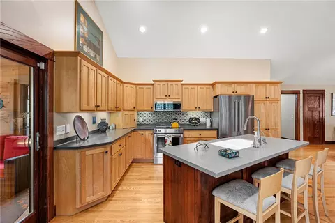 e4485 Pinewood Circle, Eleva, WI 54738 photo 14
