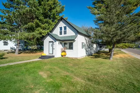 343 Lincoln St, Stanley, WI 54768