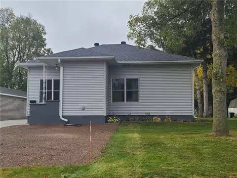 346 Euclid Ave, Barron, WI 54812 photo 3