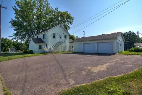 242 N Oshkosh St #2, Boyd, WI 54726