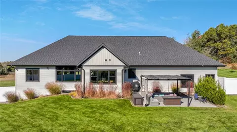 e4491 Cedar Road, Eleva, WI 54738 photo 2