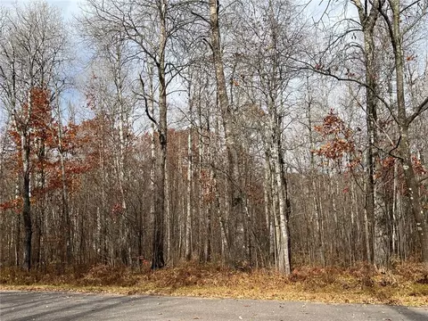 40 78 Woodcrest Dr, Cable, WI 54821