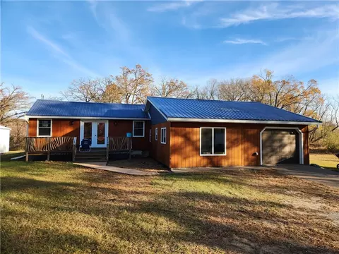 912 E Broadway St, Blair, WI 54616