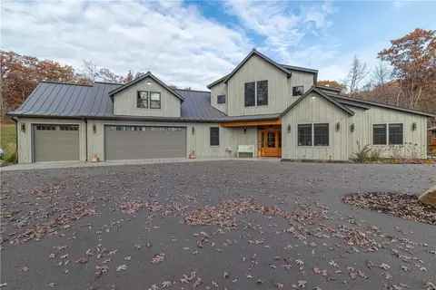 16834 County Highway Un, Chippewa Falls, WI 54729