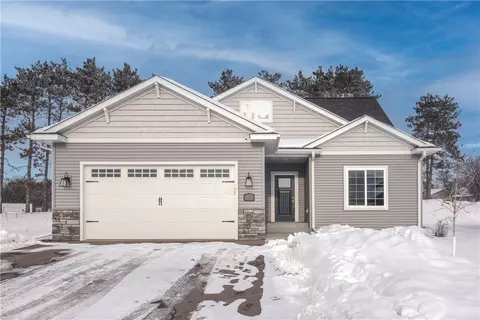 1412 St Andrews Dr, Altoona, WI 54720