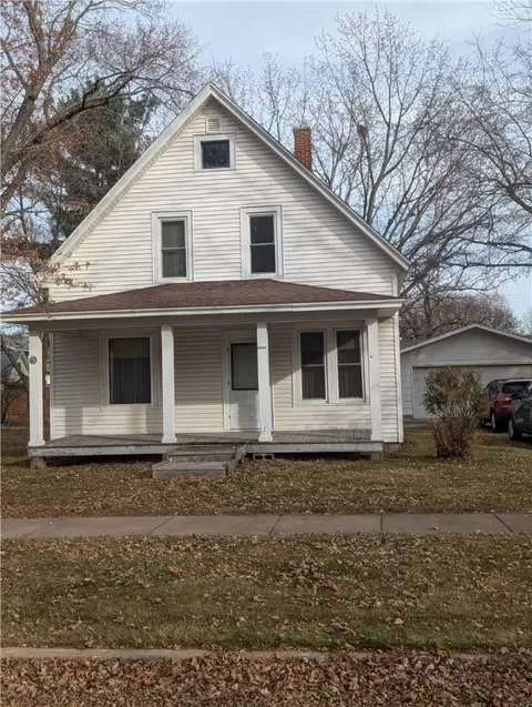 2014 3rd St E, Menomonie, WI 54751
