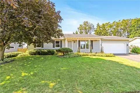 1701 Meadow Ln, Eau Claire, WI 54701