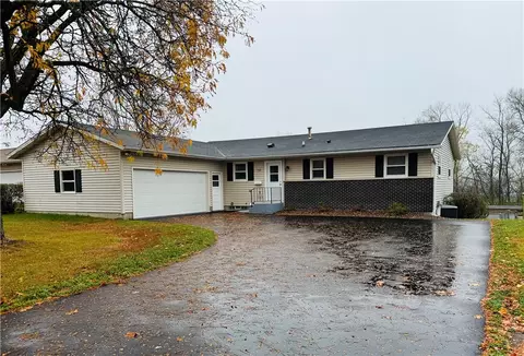 1522 Howard Ave, Eau Claire, WI 54703