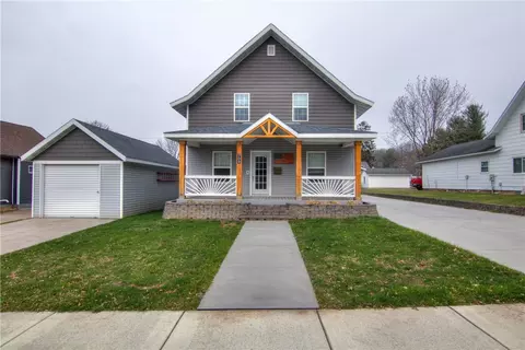 709 15th Ave, Bloomer, WI 54724