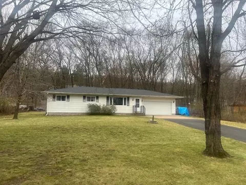 1609 Birdlawn Rd, Eau Claire, WI 54701