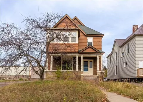 668 Wisconsin St, Eau Claire, WI 54703