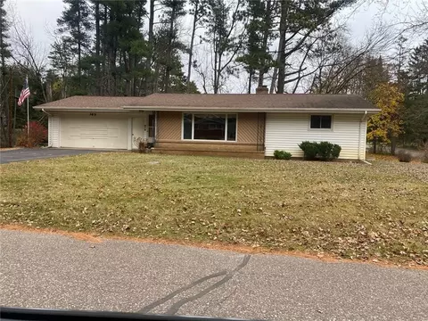 3631 Pine Place Rd, Eau Claire, WI 54701