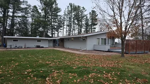 415 Hilltop Dr, Rice Lake, WI 54868