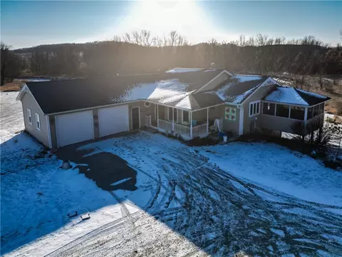 Exterior - n50445s3 S Rd St, Eleva, WI 54738 photo 4 of 5