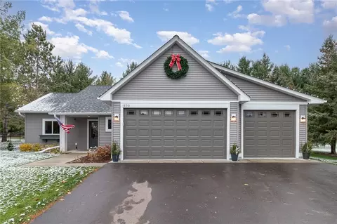 1250 E 6th St, New Richmond, WI 54017