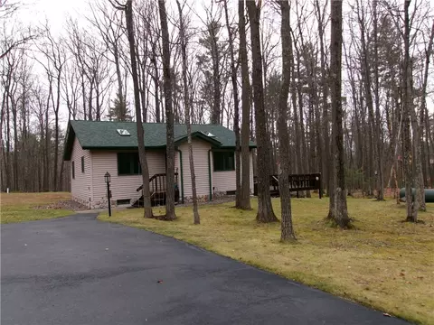 14192 W Chippewa Trl, Hayward, WI 54843