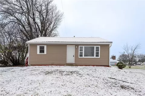 608 E Front St, Withee, WI 54498