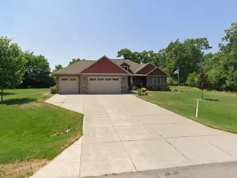 10682 24th Ave, Eau Claire, WI 54703