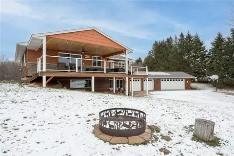 1267 4th St, Almena, WI 54805