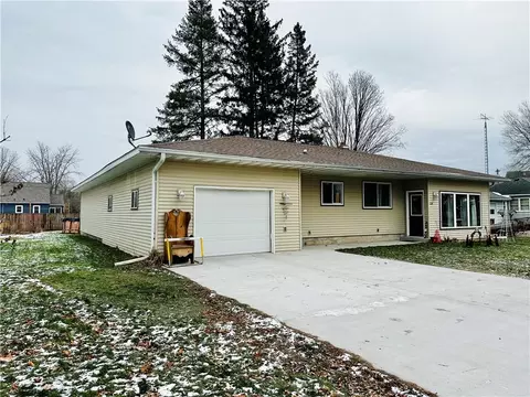 226 N Elm St, Cadott, WI 54727