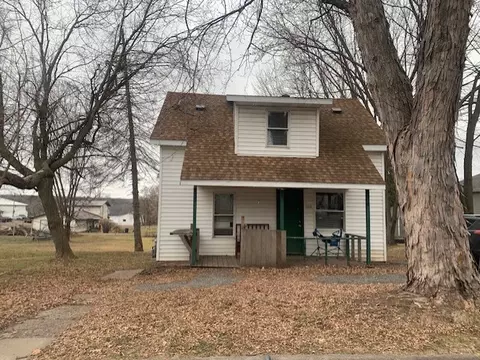 208 N 2nd St, Cornell, WI 54732