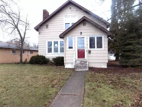 505 Menasha Ave E, Ladysmith, WI 54848