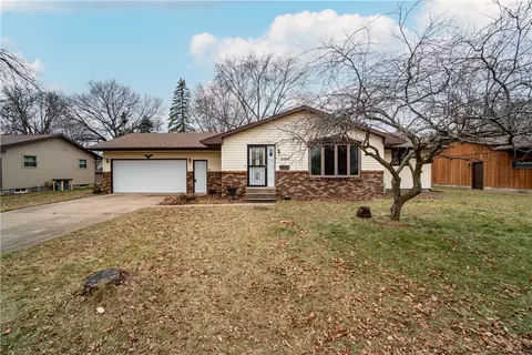 3052 Guthrie Rd, Eau Claire, WI 54703