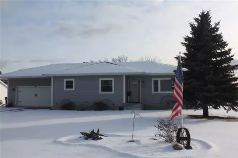 2331 Peters Dr, Eau Claire, WI 54703