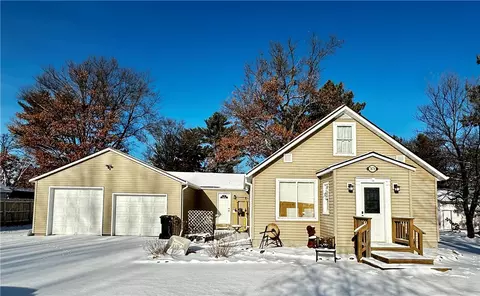7670 Elizabeth St, Siren, WI 54872
