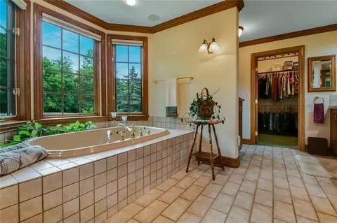 3240 Davis Dr, Eau Claire, WI 54701 photo 18