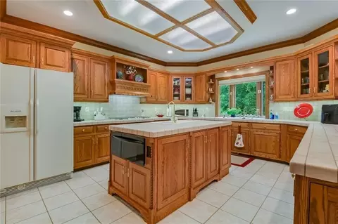 3240 Davis Dr, Eau Claire, WI 54701 photo 12