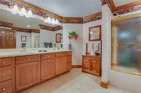 3240 Davis Dr, Eau Claire, WI 54701 photo 36