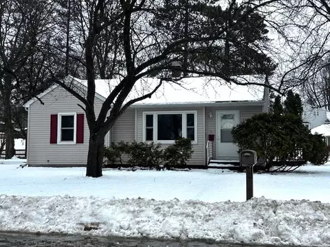 905 Harrison St, Black River Falls, WI 54615