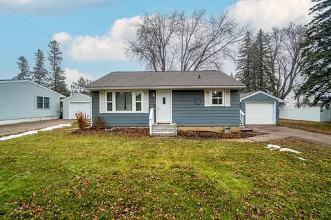 720 Newton St, Baldwin, WI 54002