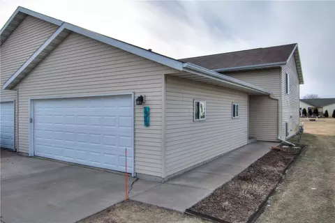3936 139th St, Chippewa Falls, WI 54729