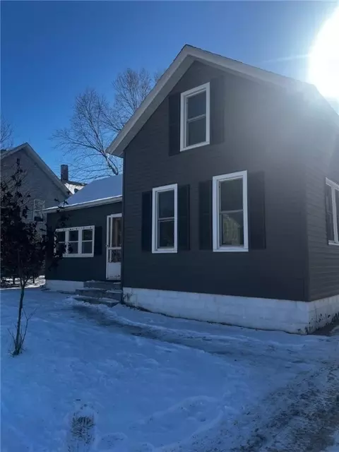 1143 E Madison St, Eau Claire, WI 54703