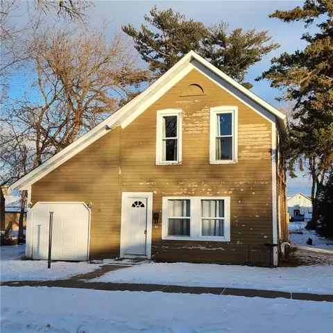 48 S 2nd St, Barron, WI 54812