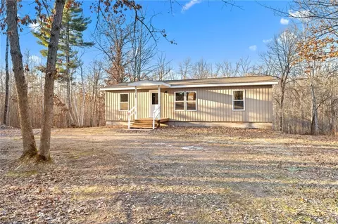 4262 Eagles Nest Rd, Webster, WI 54893