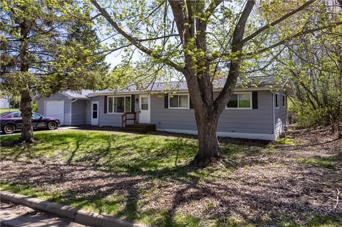 620 Park Ave E, Ladysmith, WI 54848
