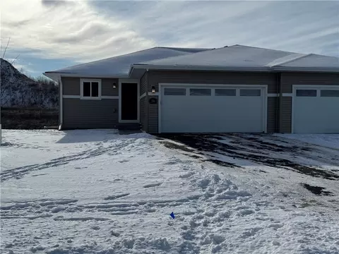 216 E Randall Rd, Fall Creek, WI 54742