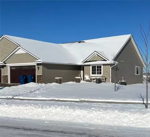 2812 Camelot Cir, Rice Lake, WI 54868
