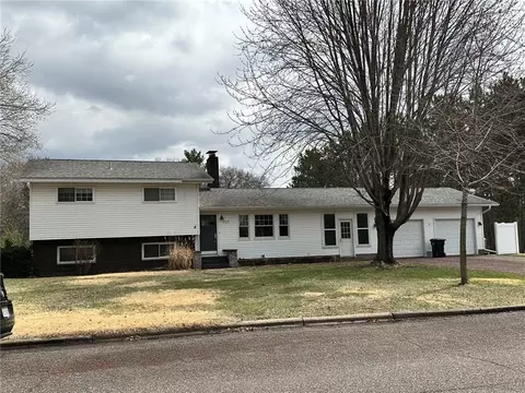 717 Westhaven Ave, Chippewa Falls, WI 54729