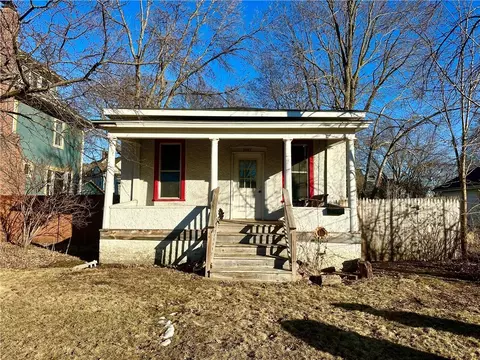 1007 5th Ave, Eau Claire, WI 54703