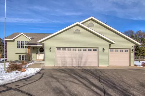 16922 52nd Ave, Chippewa Falls, WI 54729